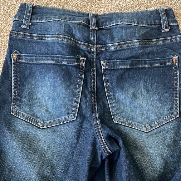 Maurice’s EVERflex high-rise skinny jeans - Picture 4 of 4